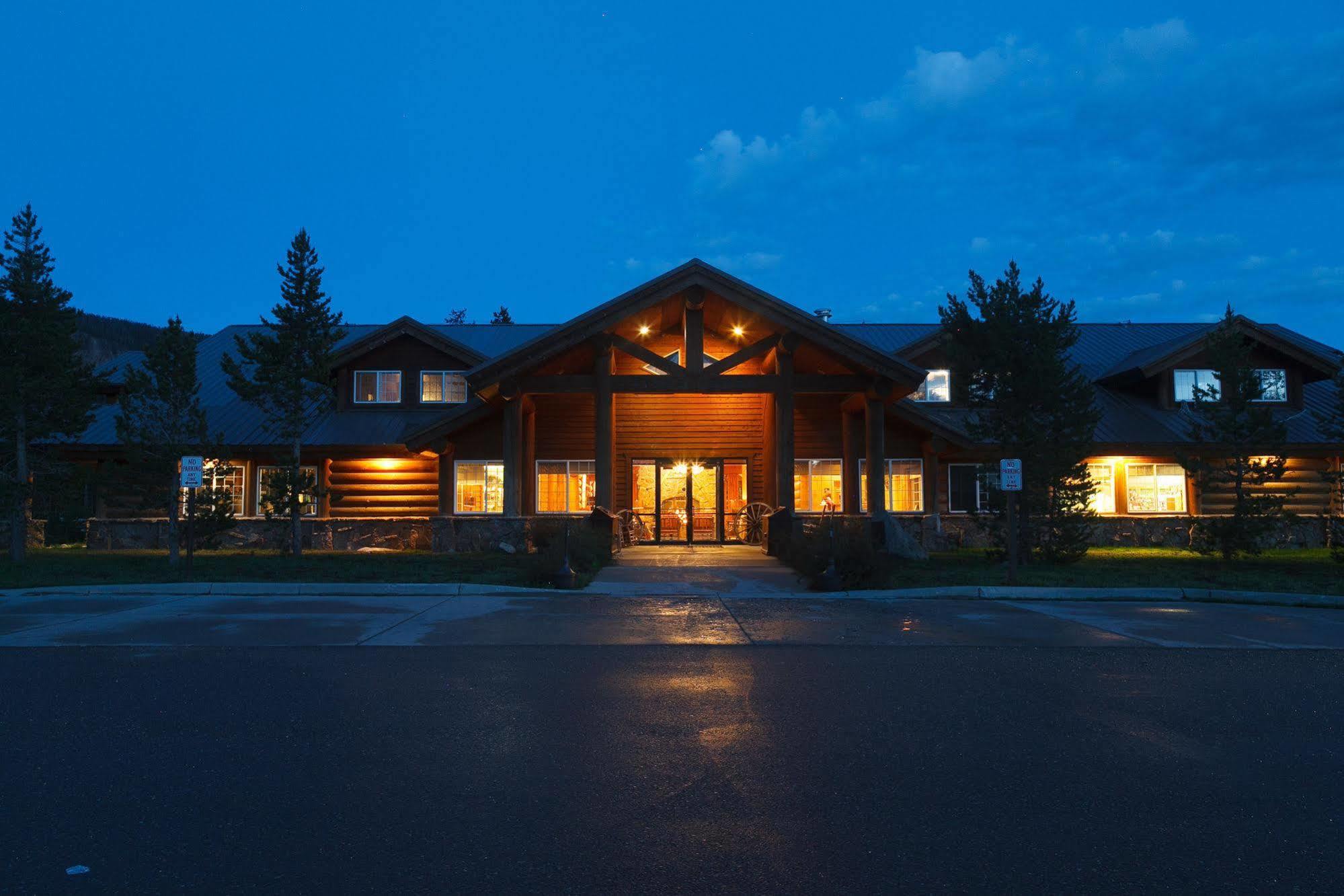 Headwaters Lodge & Cabins At Flagg Ranch Moran Buitenkant foto
