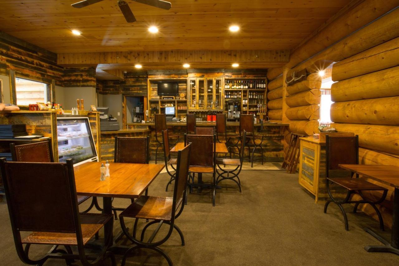Headwaters Lodge & Cabins At Flagg Ranch Moran Buitenkant foto